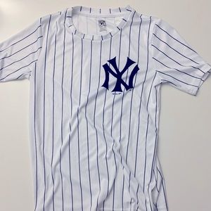 Derek jeter jersey shirt